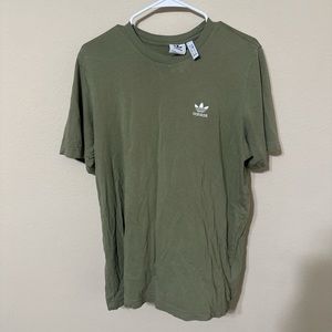 Vintage Adidas olive green t-shirt